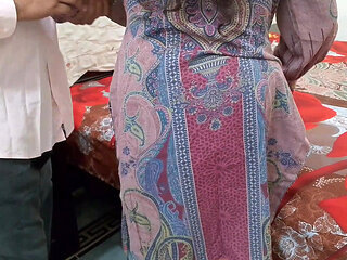 A lonely daughter-in-law has an affair with her father-in-law