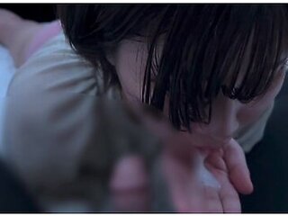 Girl With Short Hair Ejaculates A Lot In Her Mouth