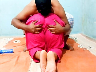 Desi Bhabi Big Ass Parachute Oil Massage