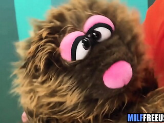 Blonde MILF &amp_ teen free used on Sesame Street movie set