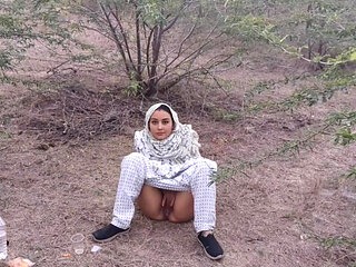 Bakri charane Vali ladki ko ladke Ne Choda