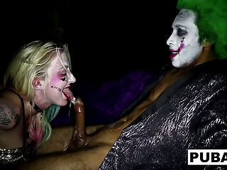 Cos Play Whorley Quinn gets fucked by the Joker