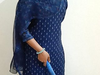 Indian Desi village step-sister was first time fucking ...