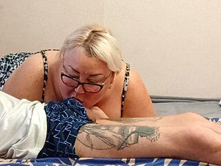 cumming from a deep blowjob in my neighbor's mouth