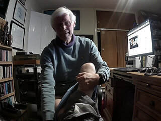 Spontaneous Strip and Cum for a Fan