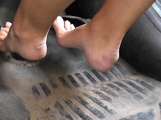 Pedal Pumping Bare Foot