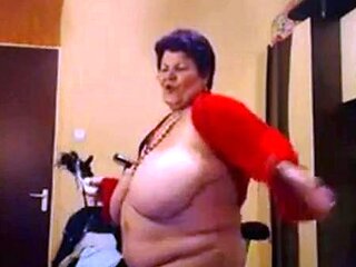 Big-Titted BBW Granny Dances on Webcam