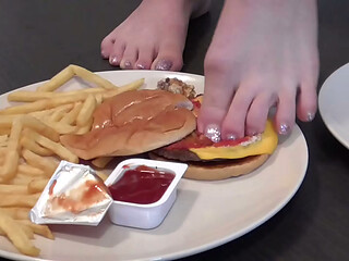 Fast Food &amp_ Donat Foot Feeding!