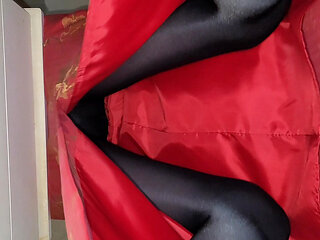 Long red skirt with a slippery smooth lining