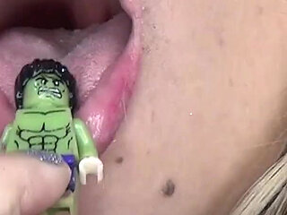 Awesome!! Swallowing a Super Big Hulk