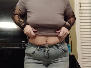Stepmom Wants to Do Something Nasty with You Cv