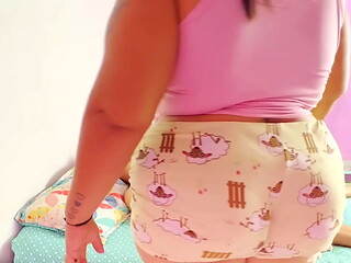 le hago la paja con los pies y las manos
