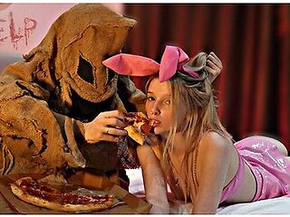 Trick Or Treat? The Boogeyman At The Start Of A Night Of Sex Kuporovaa Krupa