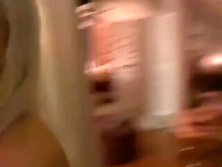 702641140867805185. mp4