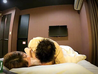 Unfamiliar Hustle, a Secret Side Job After Landing Her Career Offer