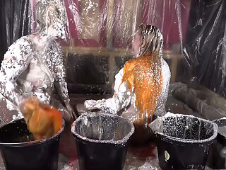 GET MESSY GG