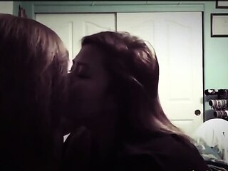 Asian Amateur Lesbians Kissing