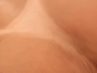 Bigass MILF Pussy Creampie by the Morning