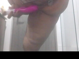 MILF Ends up Masturbating Her Big Juicy Pussy While Alone at Home