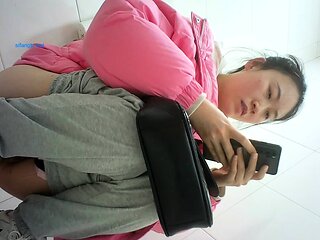 Amateur Asian Solo Fucking On Cam