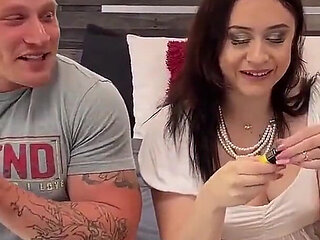 Bts Bubble Butt Maximus Kelly Before He Fucks Latin Stud Juan Lucas and Latina Luna Lopez!