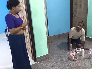 XXX INDIAN STEP MOM AND SON VIDEO, INDIAN STEP MOM AND STEPSON PLAYING IN HOME XXX DESI HINDI VIDEO