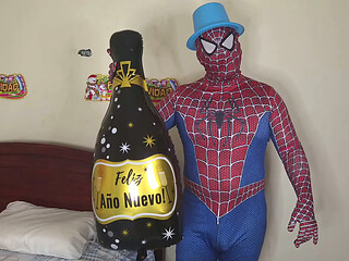 Beautiful big-bootied stepmother celebrates New Year'_s by sucking Spider-Man'_s dick