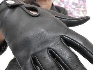 Demonstration of Short Leather Gloves and Gloves Sniffing POV, Lady Victoria Valente