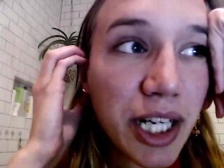 Natural: Babe, Blonde  Solo Porn