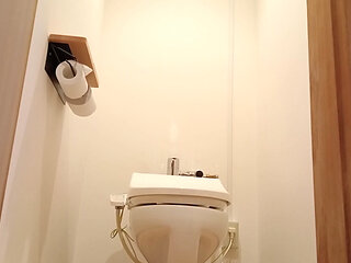 Peeing Videos