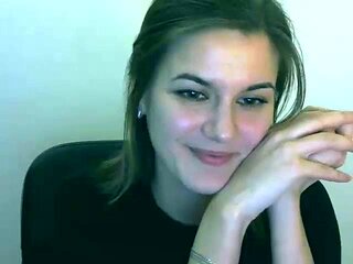 Pretty model on cam: Amateur  Xnxx Porn