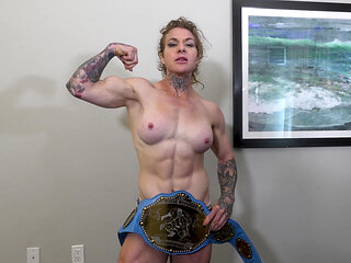 Muscle Girls Sex Fight and Strap on Fuck