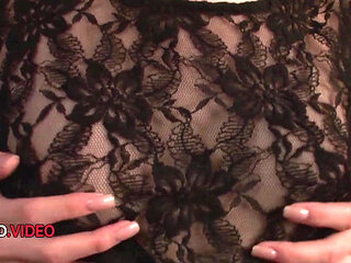 Passionate Japanese amateur Makoto Yuukia craves intense Pussy worship