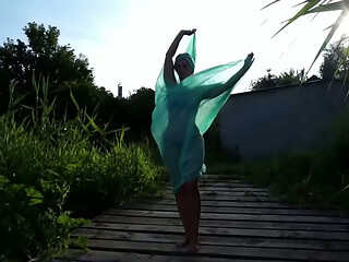 Semi-nude dance on planke