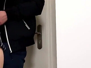 Can't Pay! Is a Creampie Ok Pizzaboy? Cuck Watching and Joins After First Creampie