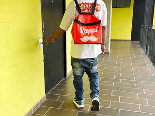 Lucky Delivery Guy Fucks Two Very Slutty Latinas