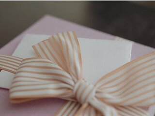 The Gift - Isabella Star