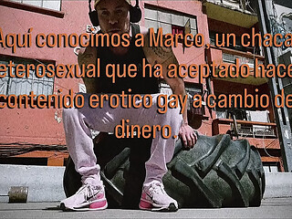 Chacal heterosexual haciendo porno gay como puta marica sumisa con jaula de castidad en su peque&ntilde_o pene