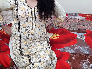 Desi Stepmom QueenbeautyQB Gets Warm Feeling in Cold - Hindi Homemade Big Tits & Blowjob