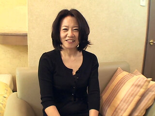 Hairy Babes in Steamy Amateur Encounters