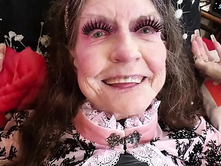 Sexy Sandra GILF Anal Fuck - Hardcore Granny Takes It In The Face