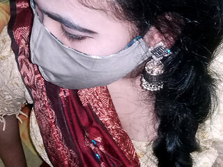 Desi girl is crazy for hot sex