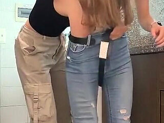 The Tribbing That Wets Lesbians' Pussies