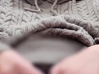 A Married Woman Gets Excited by Toilet Masturbation