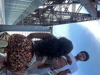 Mrs Feedme Blowjob & Doggystyle with BBC on Memphis River Walk Sextape