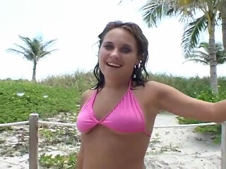 Sexy babe gags on a huge cock resulting to mouth cumshot