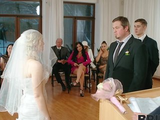 Bride shows her family that she&#039;s not a virgin any...