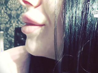 I did my lips even more bigger! Lips bigger - cum faster!