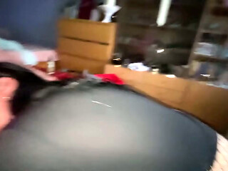 I give some toys to my stepsister Viviane Martix