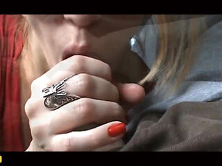 Hot Wife Gives a Footjob to the Taxi Driver!